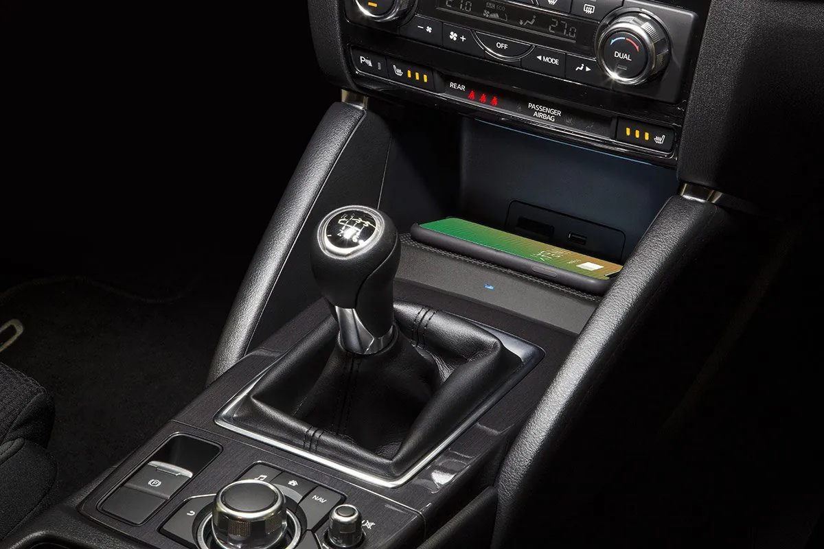 Bežični auto punjač Mazda CX-5 5W