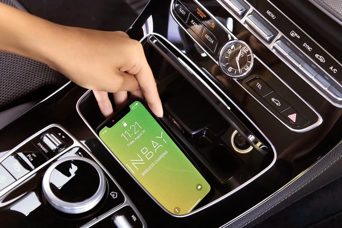Bežični auto punjač Mercedes CC/GLC/CLS/E klasa 5W